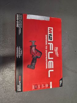 Milwaukee M12 Hackzall