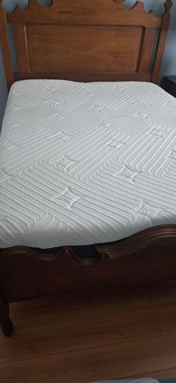 Matress 12 inch foam.