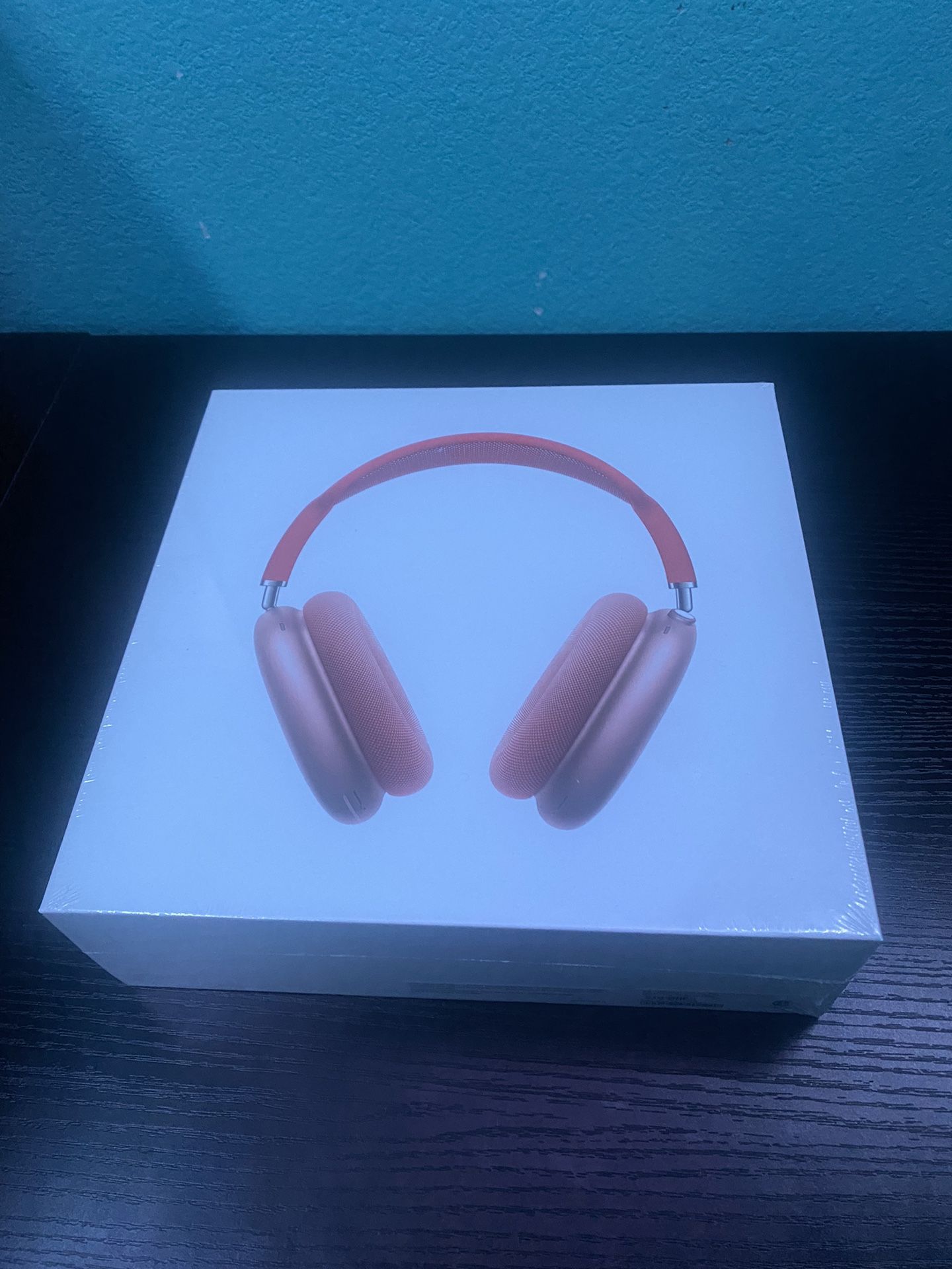 AirPods Max Color Red