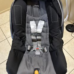 Chicco Car Seat & Stroller 