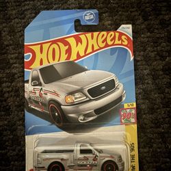 Ford F-150 Lighting Svt