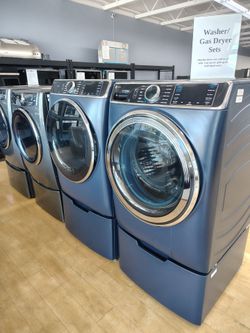 $1593 GE Profile sapphire blue gas washer dryer set with ultra fresh vent system