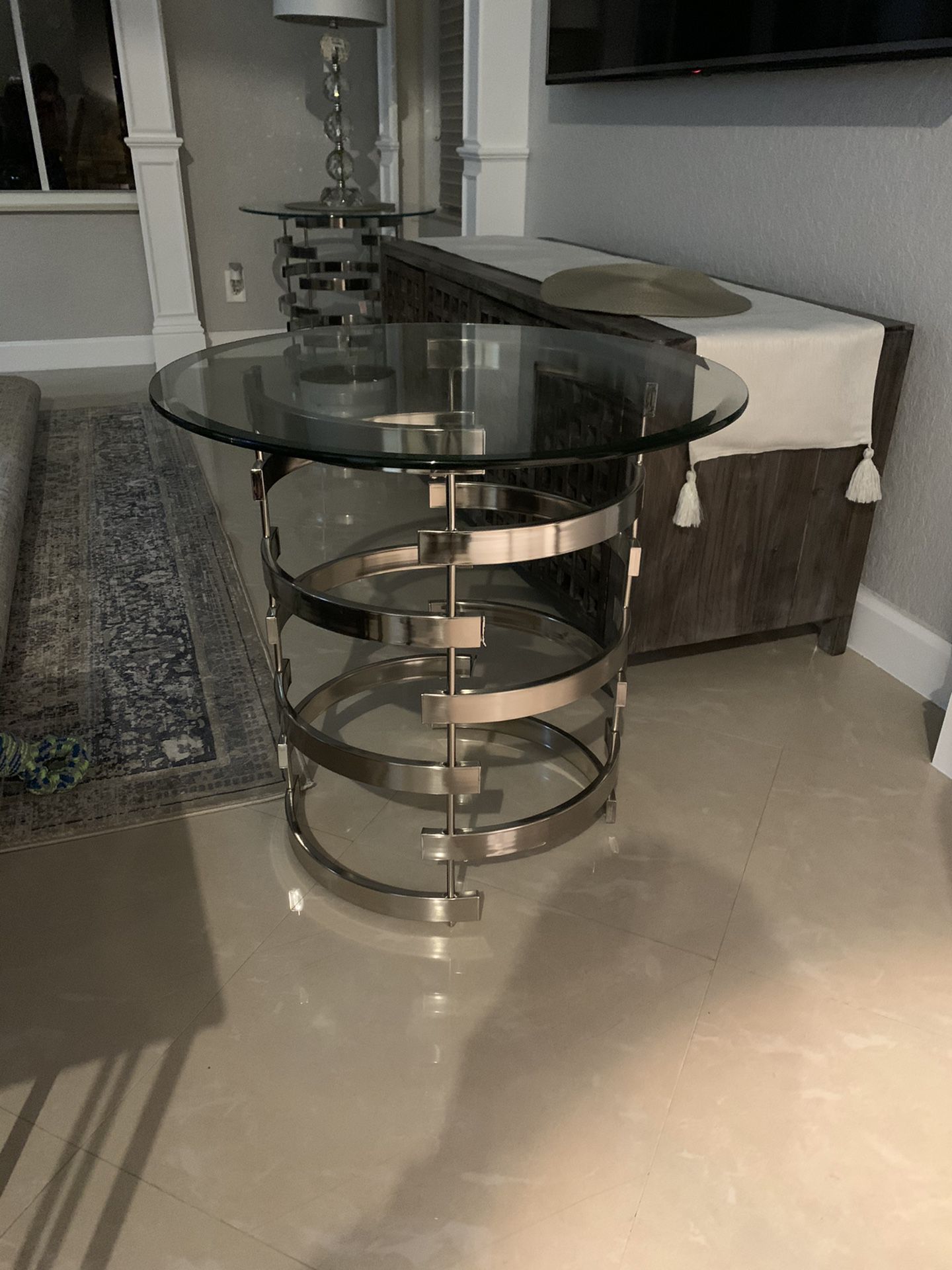 End table- set of 2