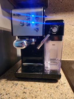 Mr. Coffee 19-bar Espresso and Cappuccino Machine with Automatic Milk Frother