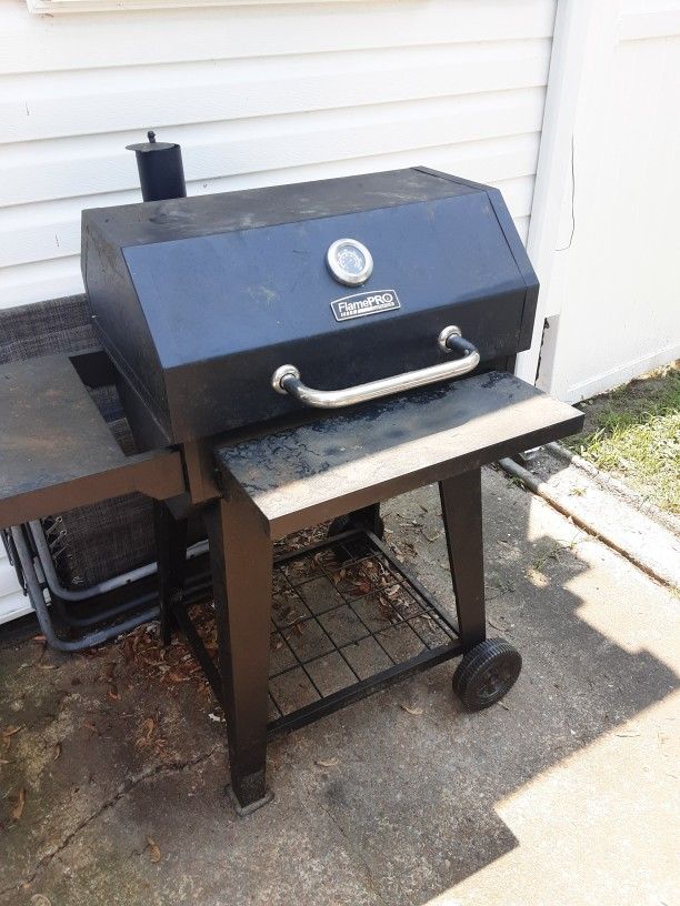 GET IT FOR THE 4TH ! EXPERT GRILL