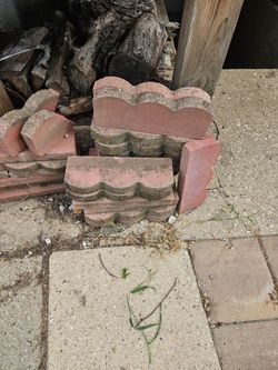 FREE.    .scalloped brick edging