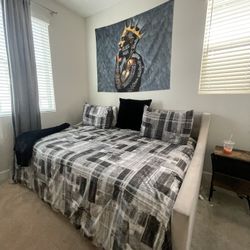BED FRAME FIRST COME FIRST SERVE 