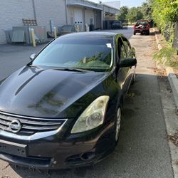 18 Inch Tires 2012 Nissan Altima Runs Great 250,000