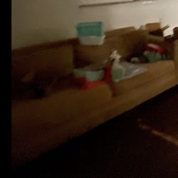 Free Couch: Sofa-king Comfy!
