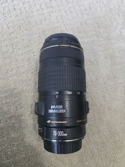 Canon EF 70-300mm IS USM zoom camera lens!