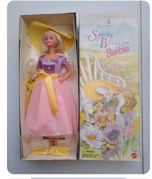 1995 An Avon Exclusive Barbie Doll
