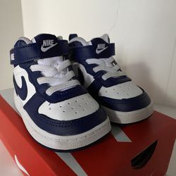 Nike Shoes 5c