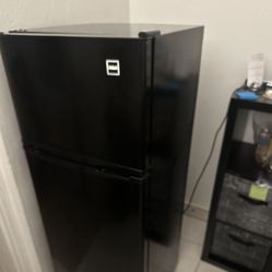 Black Double Door Refrigerator For Apartment, Office, Dorm