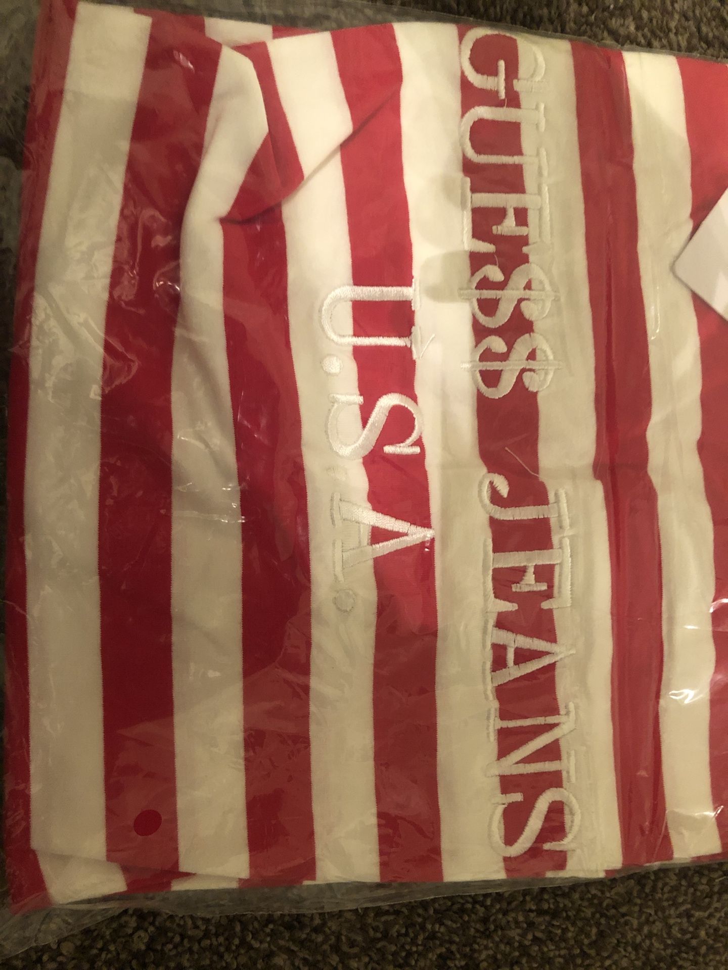 Mens large guess shirt