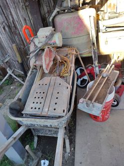 Heavy Duty Contractor Wheelbarrow