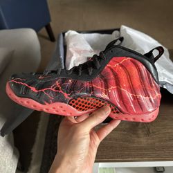 nike foamposite stranger things sz 8.5