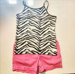 Girl's tank top and shorts size: 6/6x