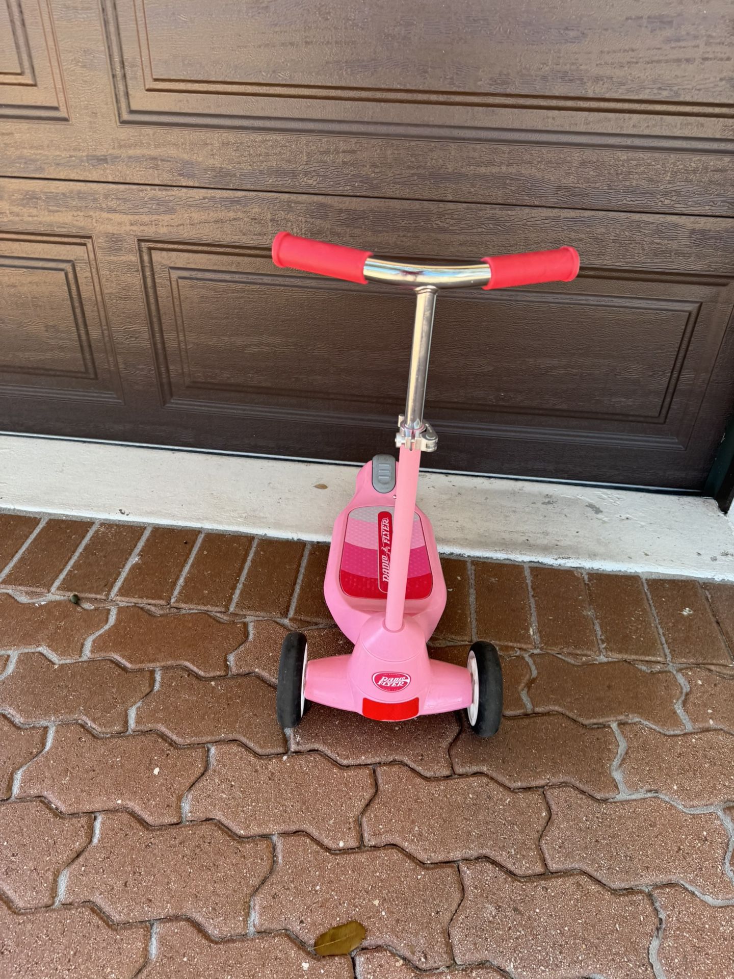 Radio flyer pink Scooter