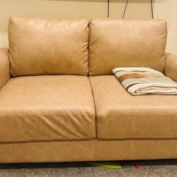 Love Seat 100 And Plant 40