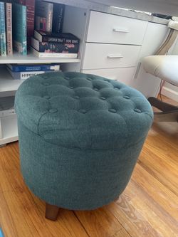 Ottoman Tufted