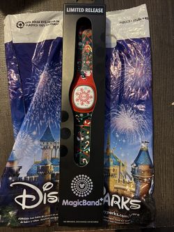 Disney Spider-Man Holiday Magic and+ Limited Release