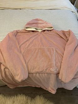 The Comfy Lounging Blanket/ Sweater (like snuggies) 