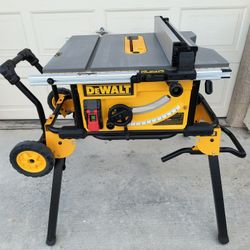 Dewalt 15 Amp Corded 10 inch Job Site Table Saw with Rolling Stand & Extra Blade