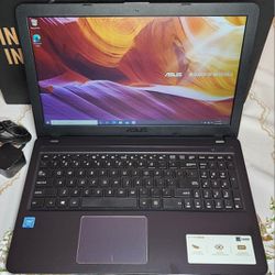 Beautiful ASUS R543M Laptop Notebook 4GB Memory 1TB HD 15.6" Screen , Bluetooth, Windows 10/11, Original Box 💻