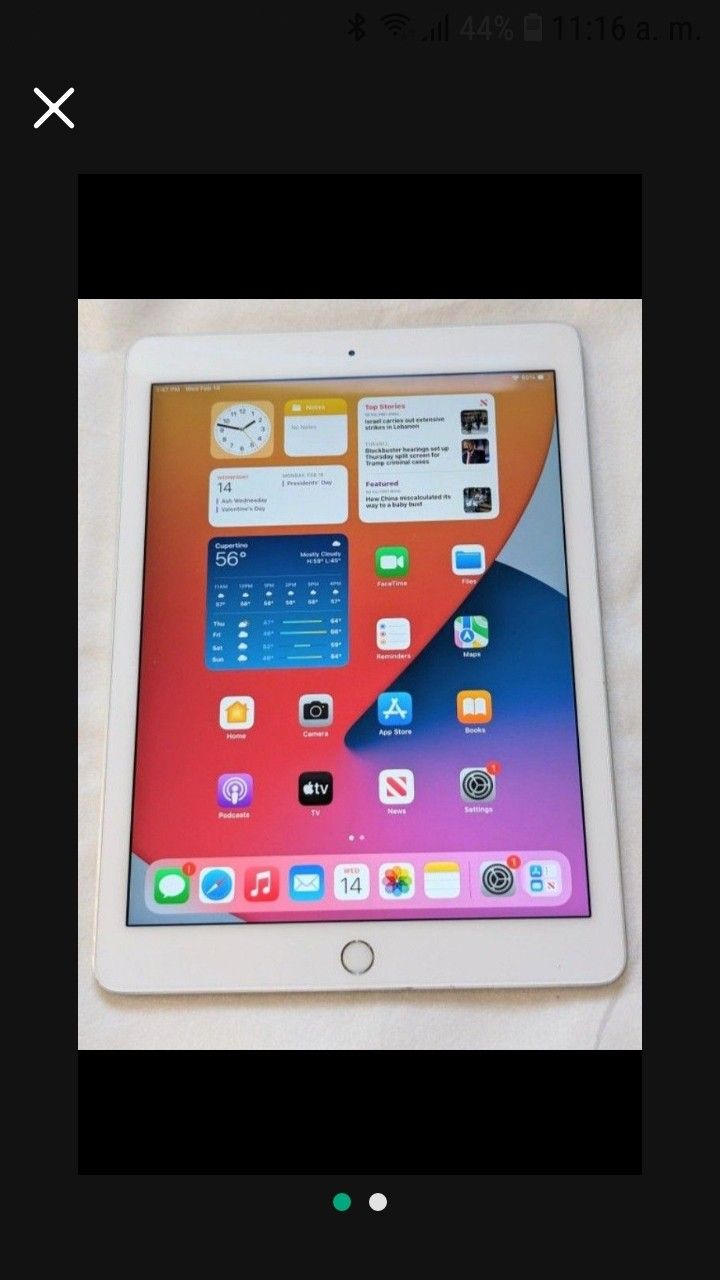 Nice Silver APPLE iPad AIR 2 16GB WIFI 9.7 inch Low Price   
iPad works on WIFI
16GB STORAGE 
