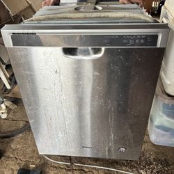 Whirlpool Dishwasher