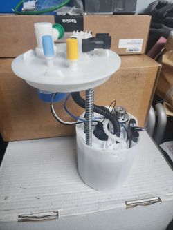 Vendo una bomba de gasolina  de chevrolet malibu 2008 hasta al 2013 esta nueva