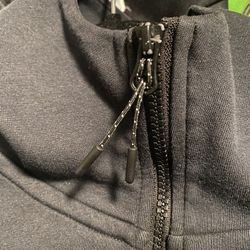 Nike tech Zipper strings