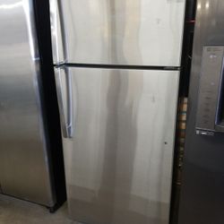 Ge Stainless 17cf Top Freezer Fridge FREE LOCAL DELIVERY 