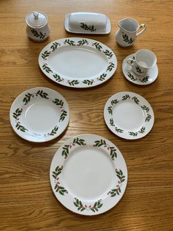 All the Trimmings porcelain dishes