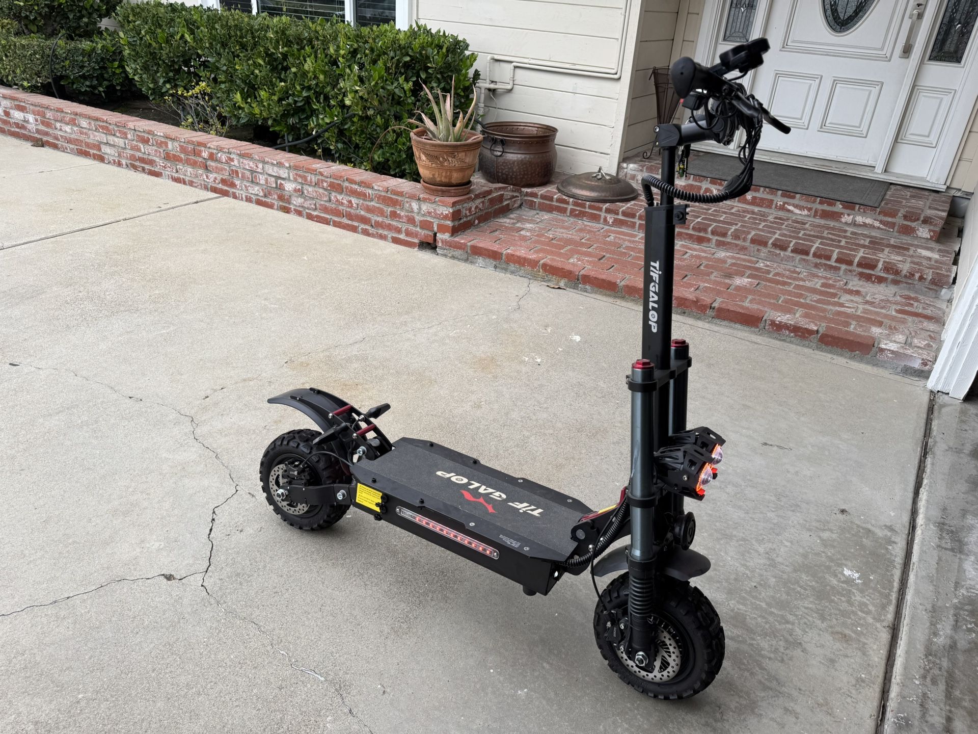 Cofanson Adult Electric Scooter 5600W Dual Motor