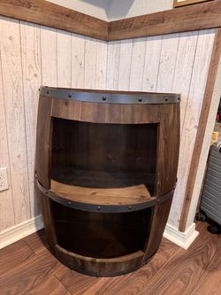 Half Wooden Barrel Display – Excellent Condition