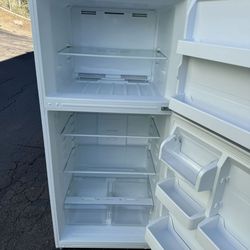 Household Refrigerator Fridge Freezer Great For Garage