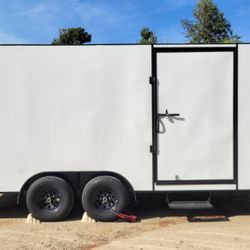 18 foot 10400 GVw 2024 Fractal enclosed Cargo car racer trailer 