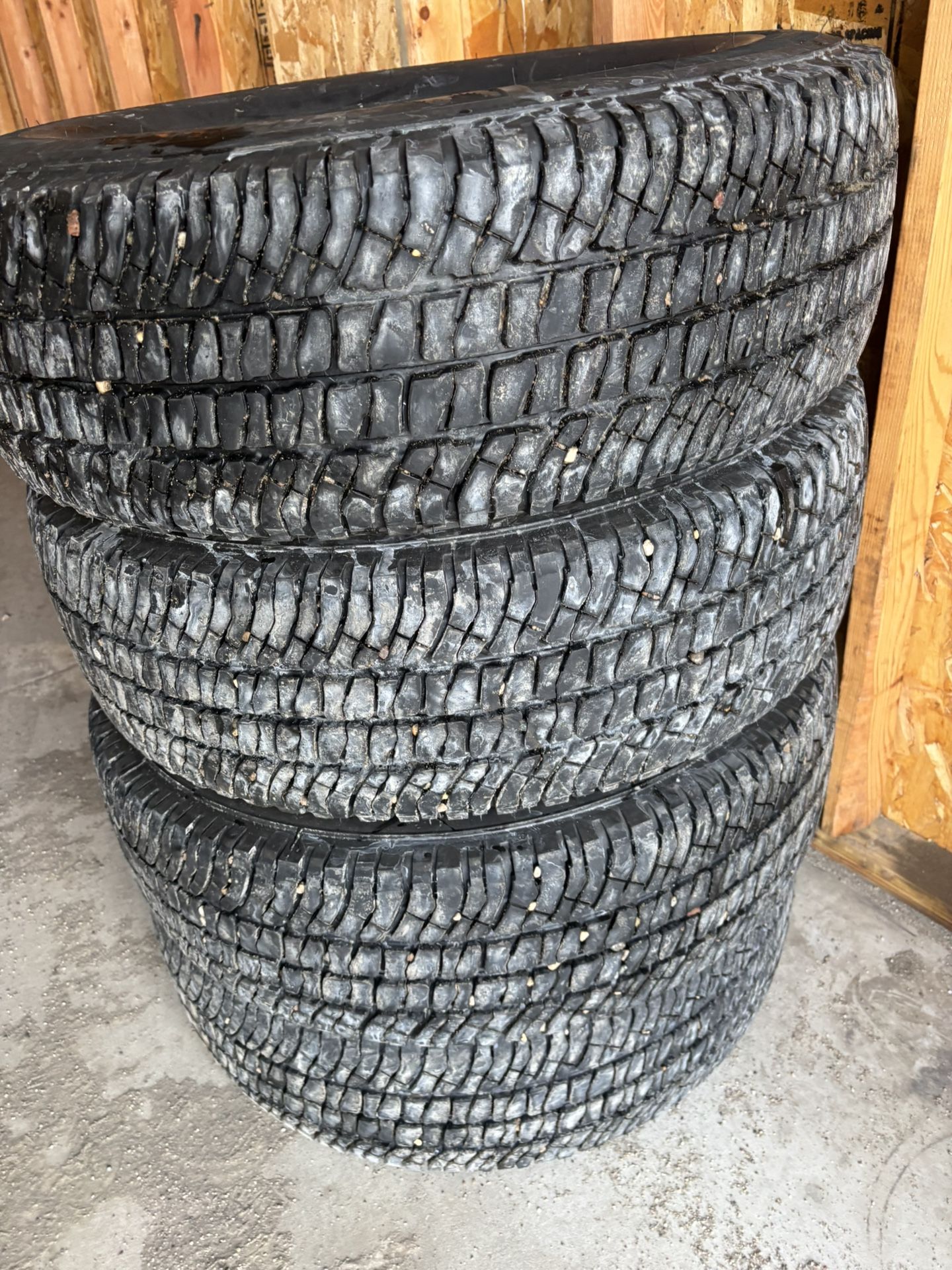 LT245/75r17 Michelin LTX A/T 2
