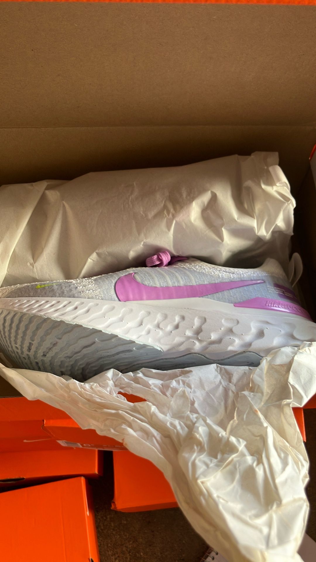 *NEVER USED* W Nike React Shoes