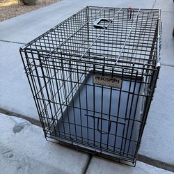 Pet crate/cage  (small/medium pet size)