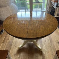 Dining room Table And Chairs