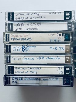 Lot of 14 cassettes, assorted artists