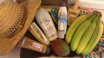 Pre-Made or Customized Gift Baskets