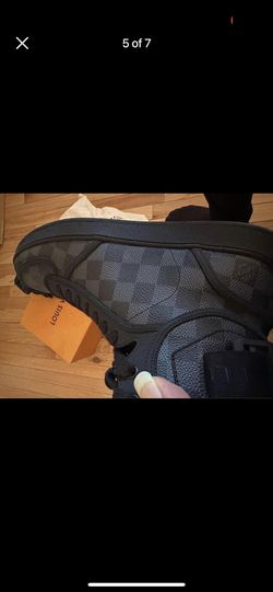 Men's Size 9 Louis Vuitton Rivoli Sneakers for Sale in Queens, NY