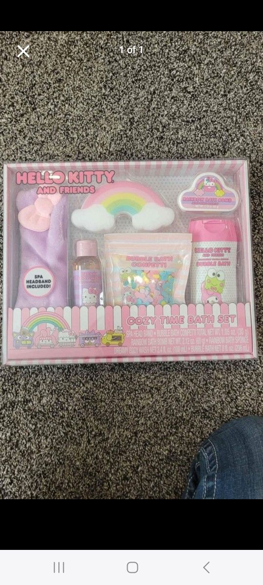 Hello Kitty Bath Set