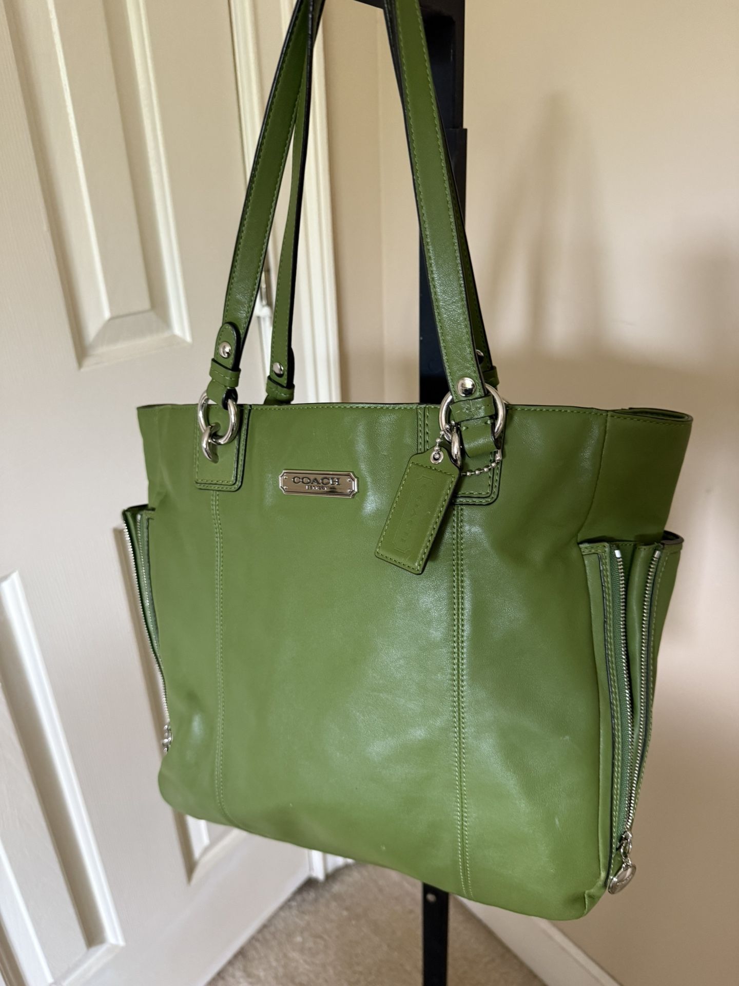 Coach Green Leather Purse