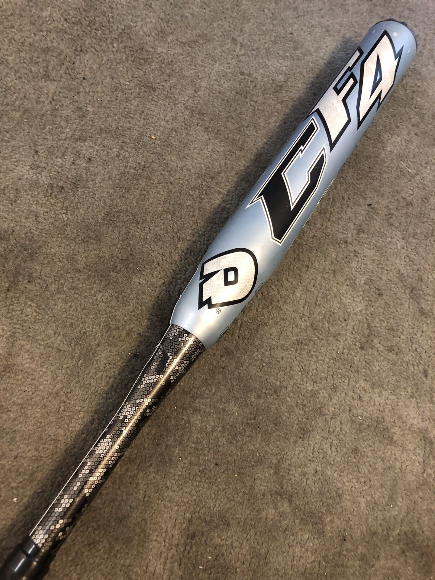 DeMarini CF4 Composite Fast Pitch Softball Bat
