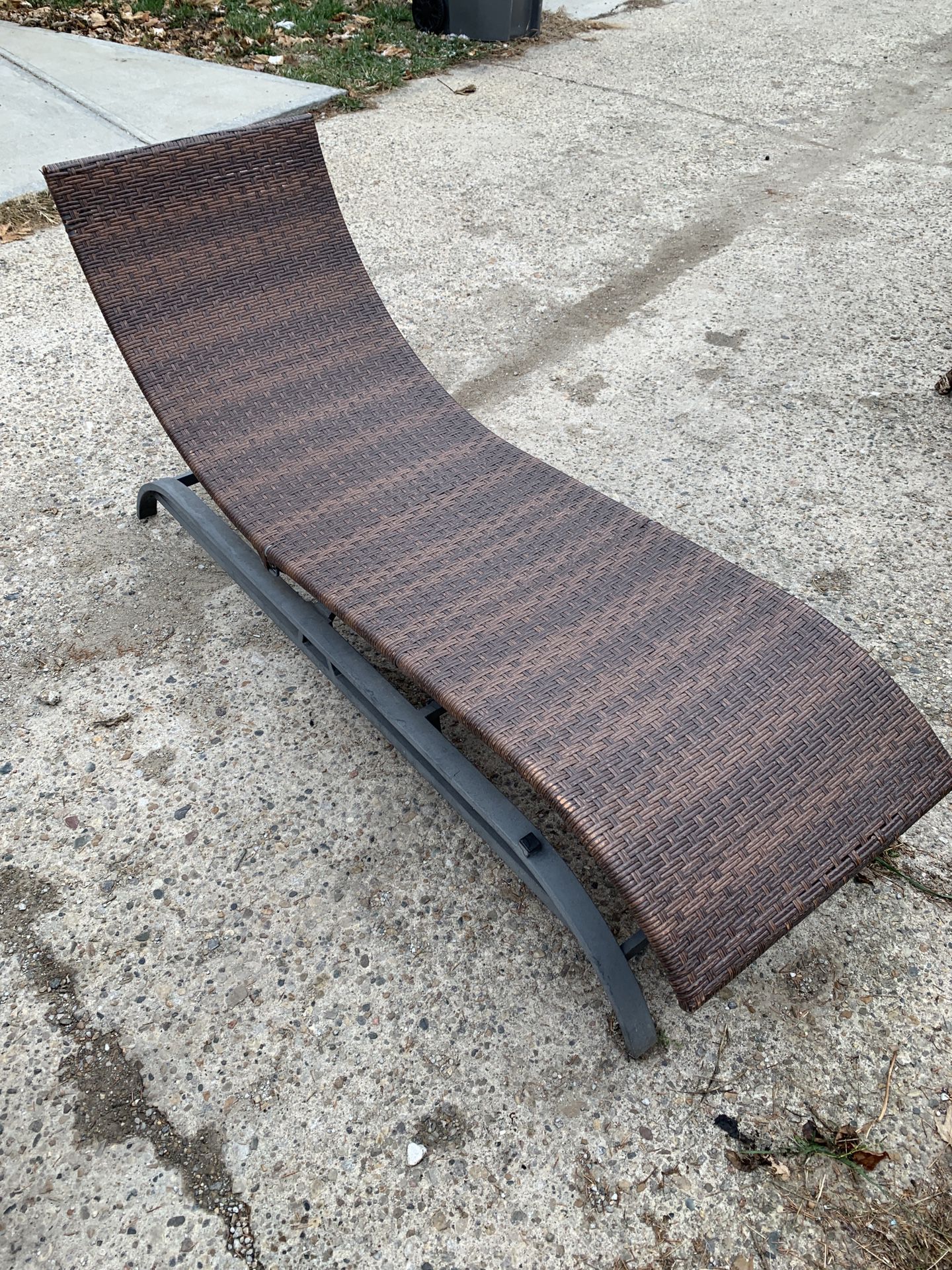 Wicker Lounger, Outdoor Furniture 
