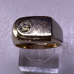 14k Diamond Ring 